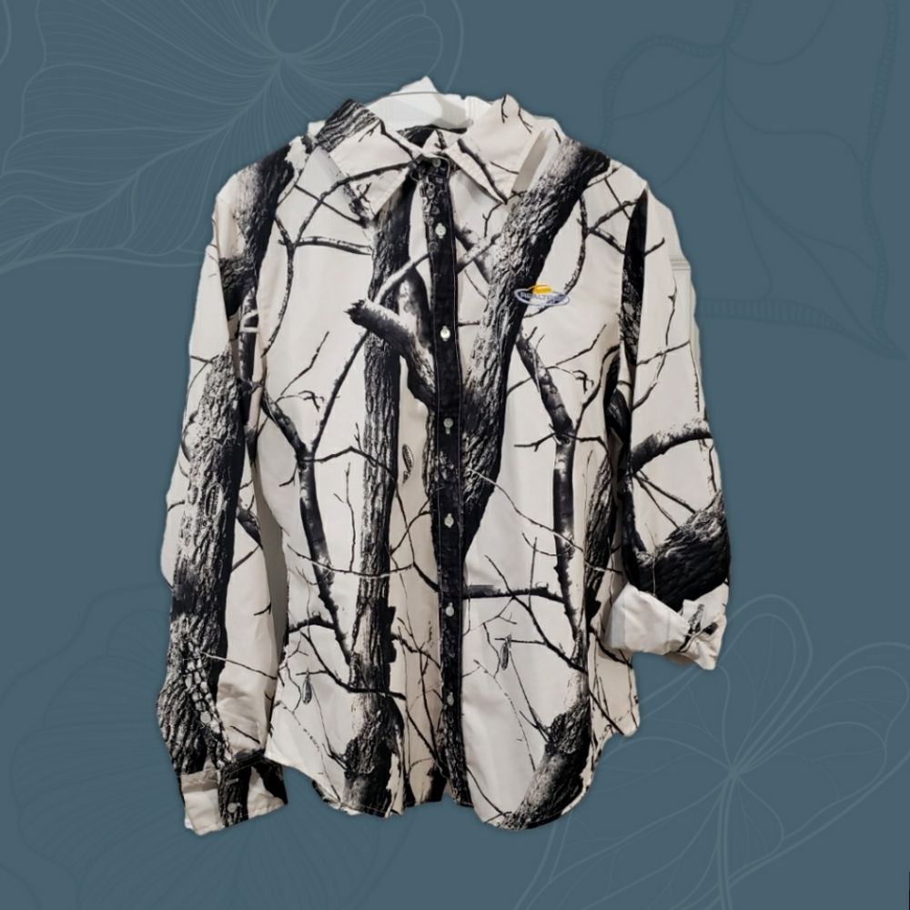 Realtree Winter Camo Size XL